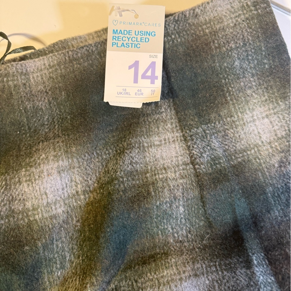 Primark Green and White Plaid Mini Skirt - Picture 4 of 5